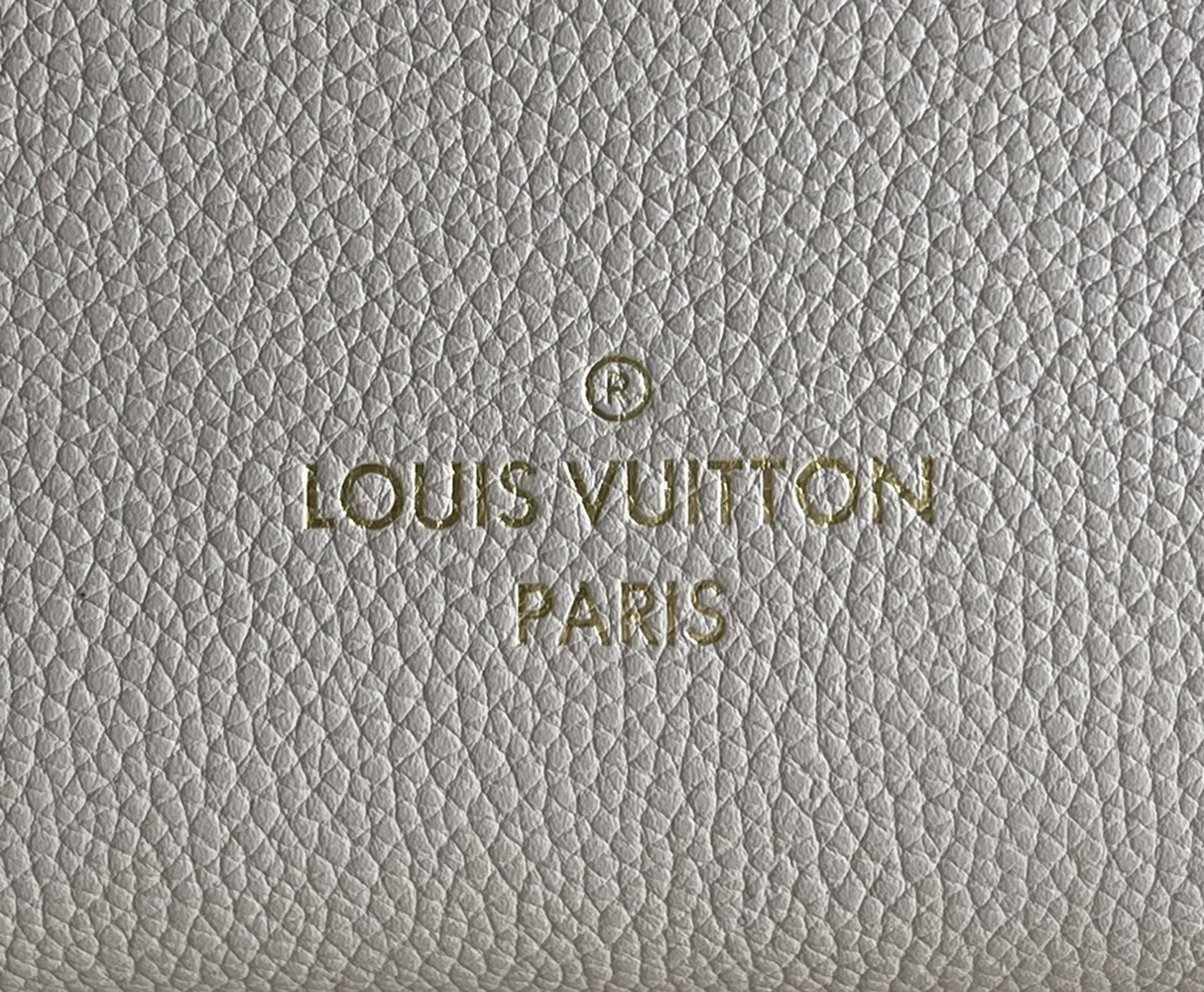 Louis Vuitton Bags M53823 30.5*24.5*14cm