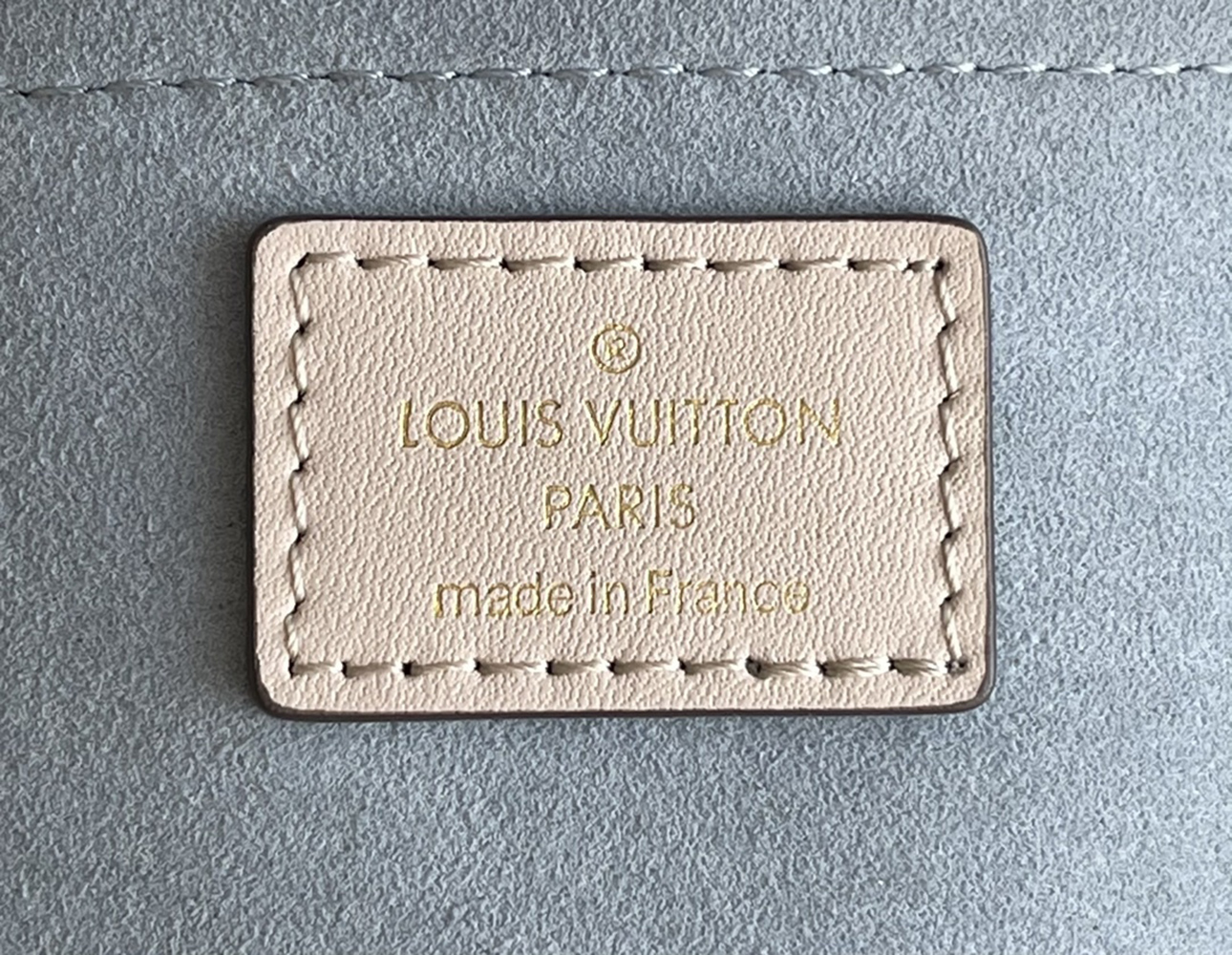Louis Vuitton Bags M53823 30.5*24.5*14cm