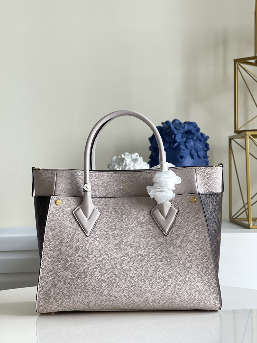 Louis Vuitton Bags M53823 30.5*24.5*14cm