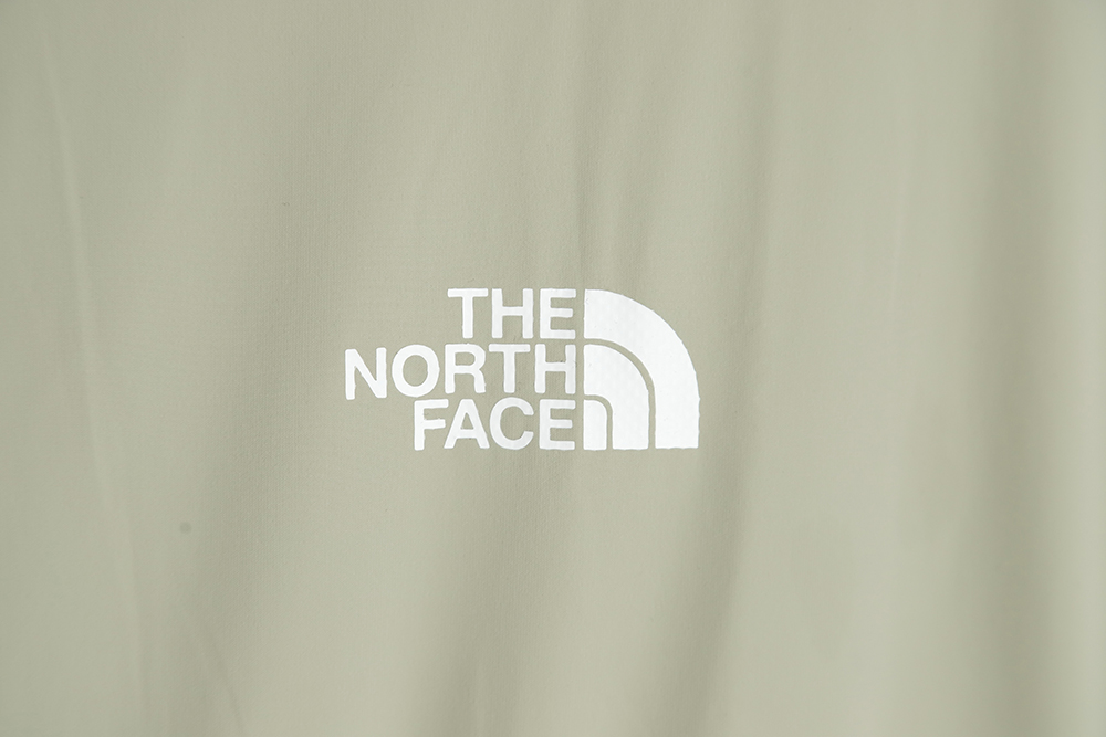 The North Face paneled sunscreen