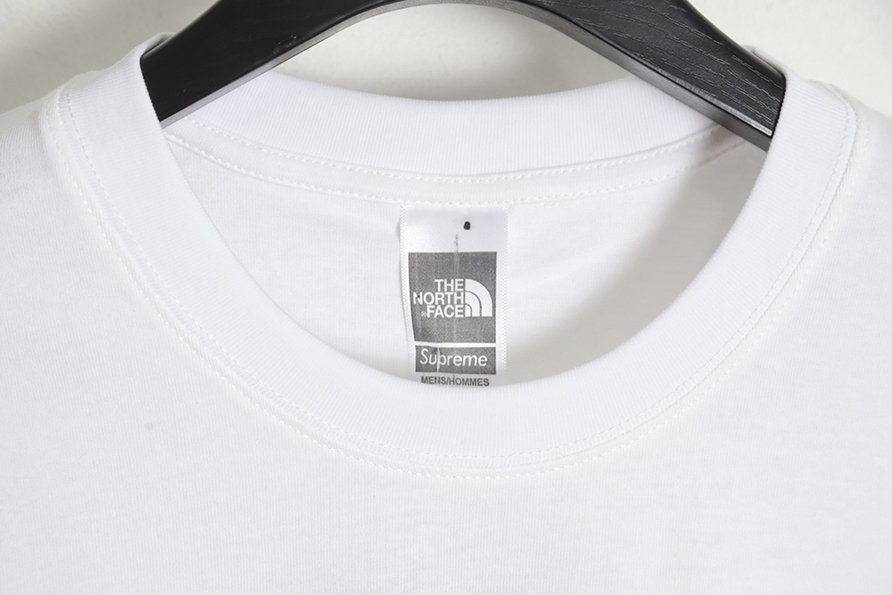 Supreme SS23 Week 3 x The North Face joint PRINTED POCKET TEE solid color Logo print short-sleeved T-shirt