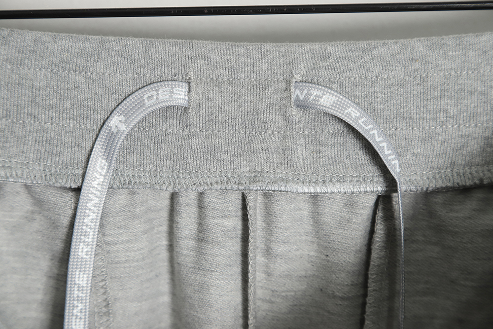 Descente Men's Track Pants