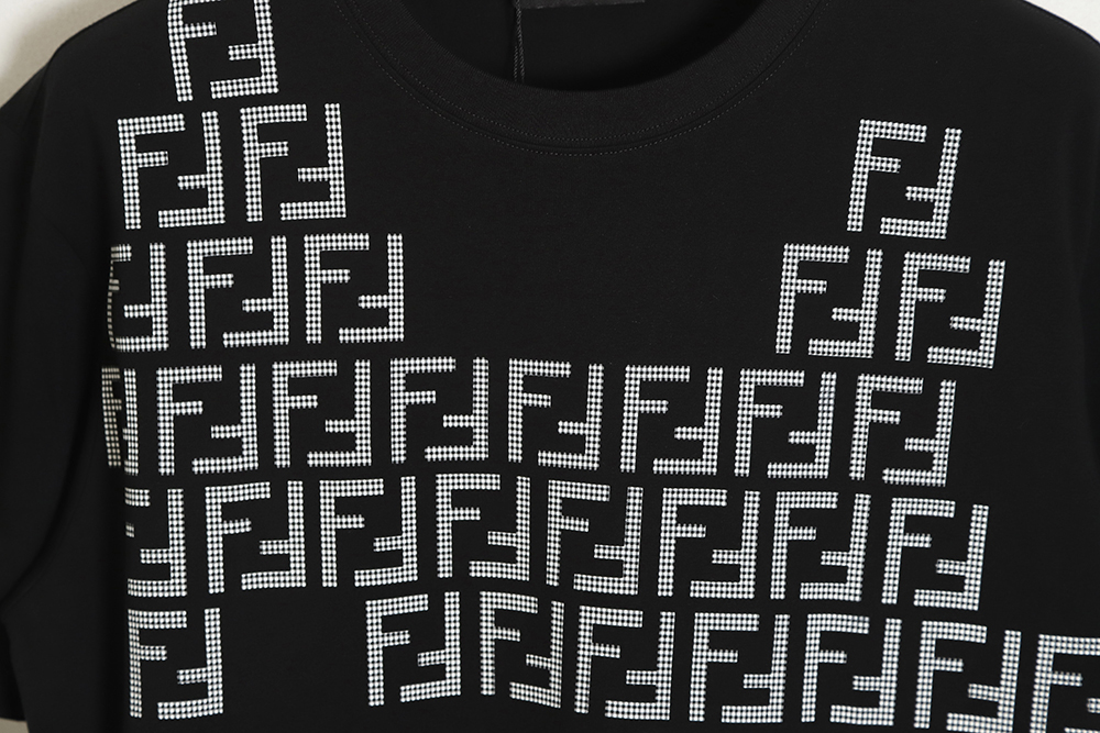 FENDI Logo grain print short sleeve TSK1