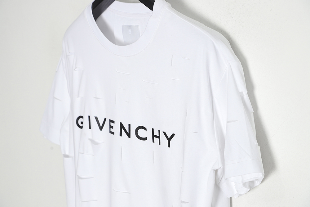 Givenchy 23SS big hole short-sleeved T-shirt