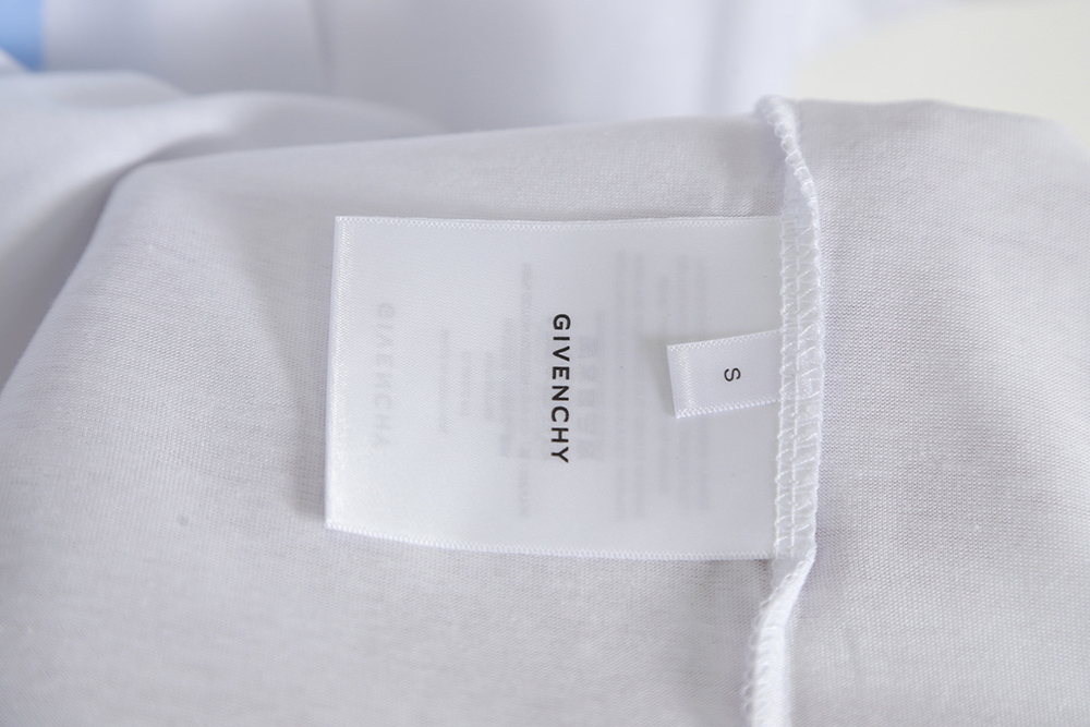 Givenchy 23SS four-star short-sleeved T-shirt