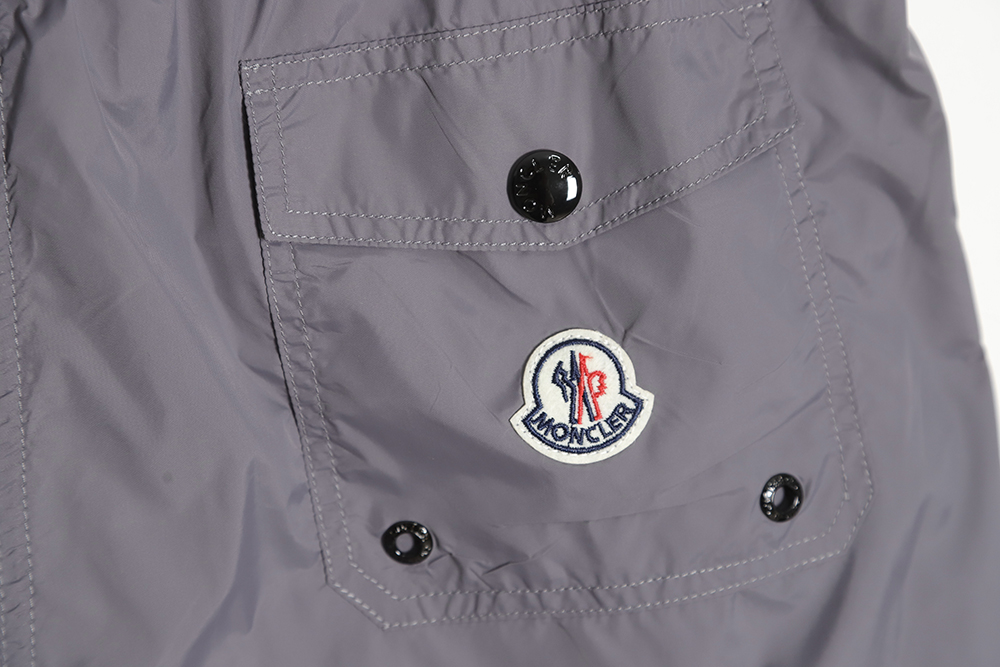 back pocket logo board shorts