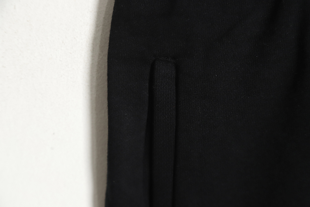 OFF-WHITE OW EKG Print Shorts