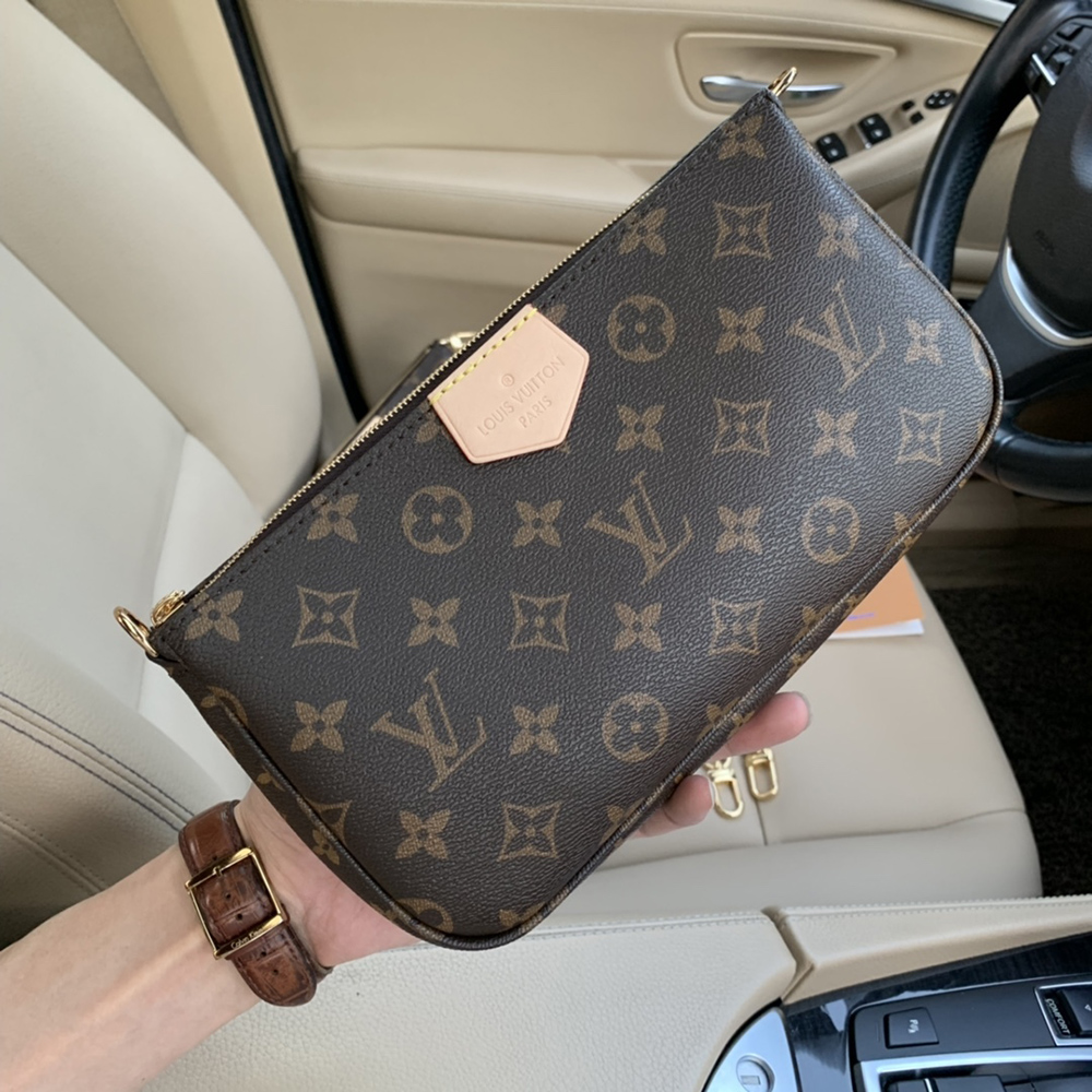 Louis Vuitton Bags M44813 24*16*6cm