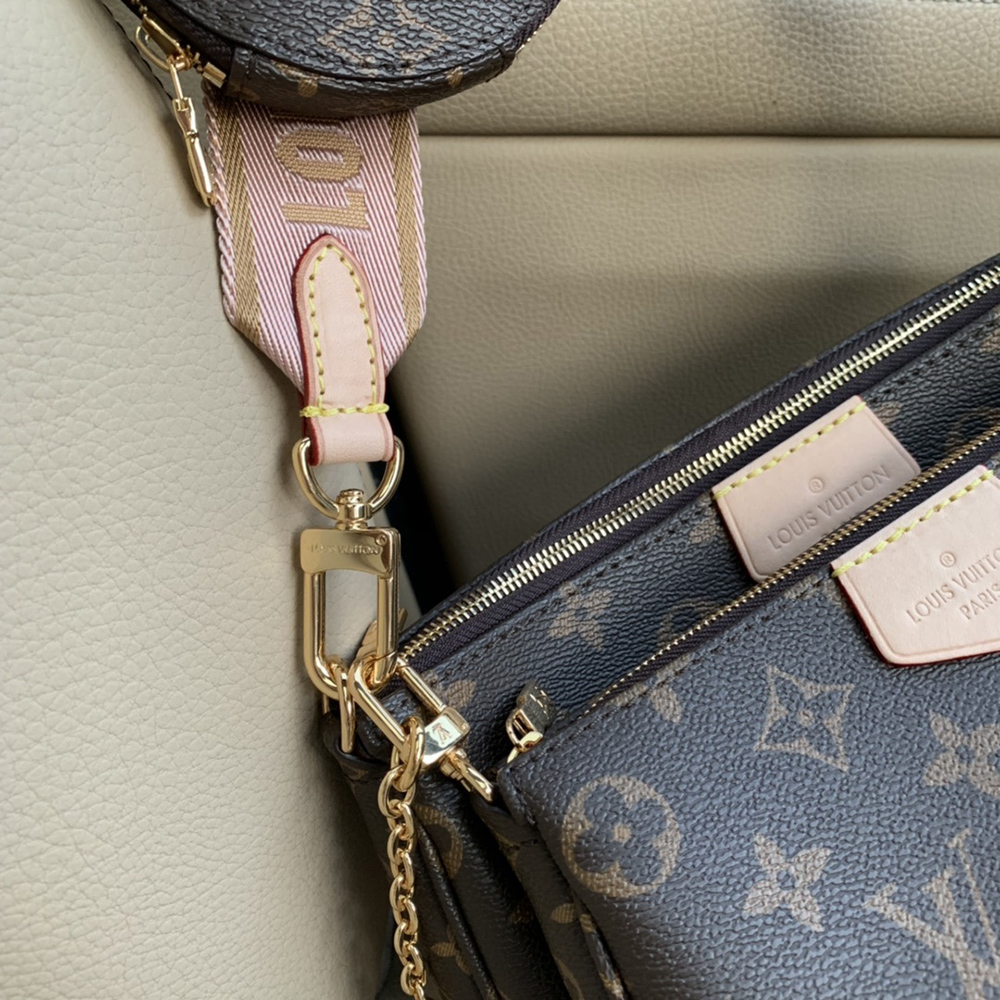 Louis Vuitton Bags M44813 24*16*6cm