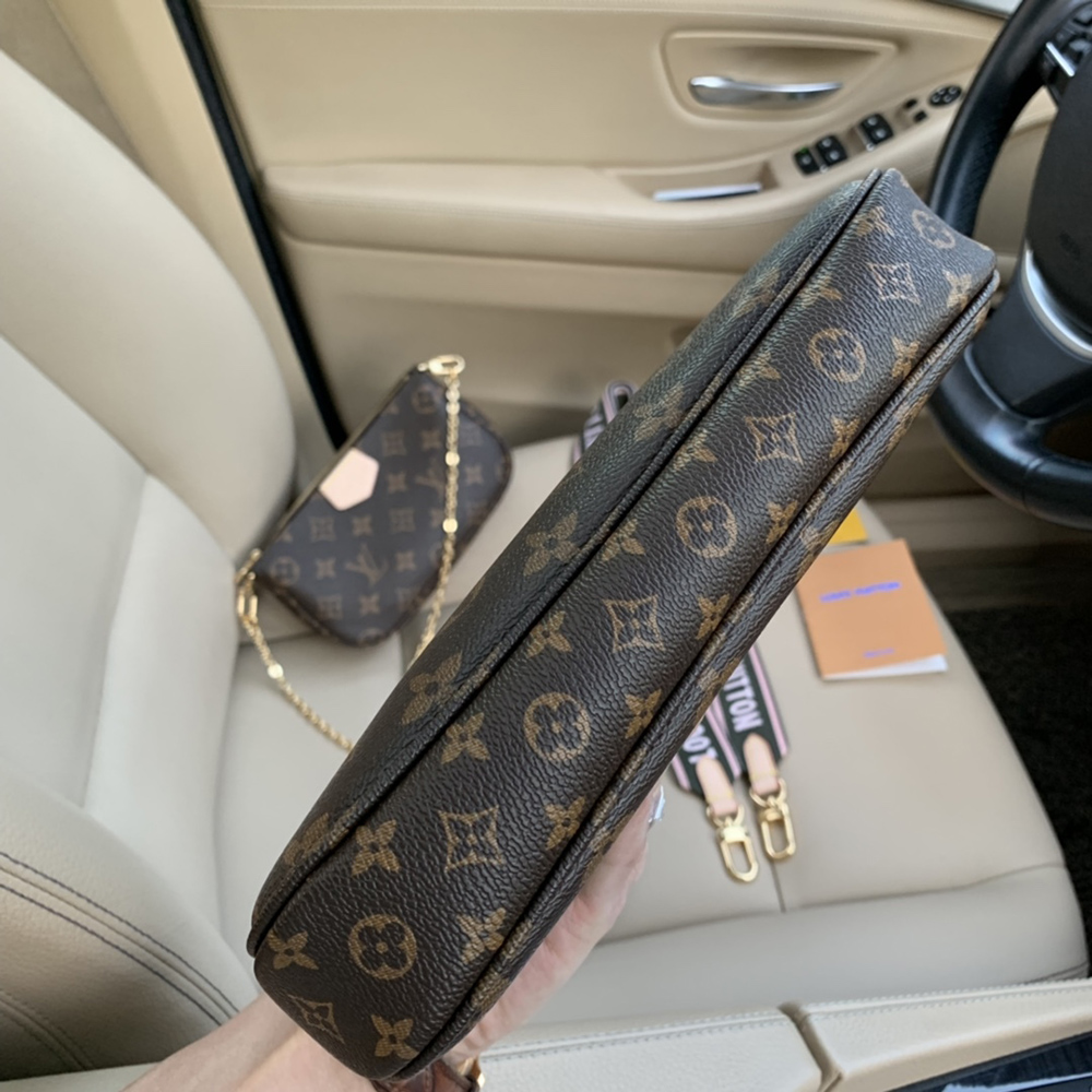 Louis Vuitton Bags M44813 24*16*6cm