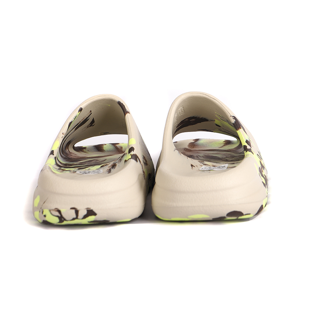 Yeezy Slides GZ5899