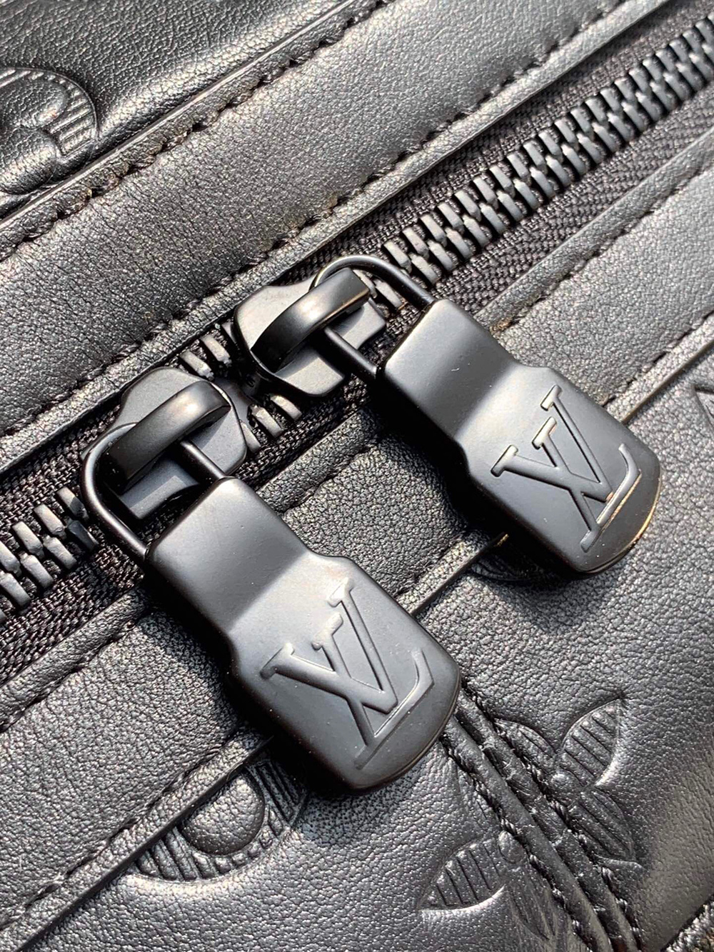 Louis Vuitton Bags M44727 32*40*20cm