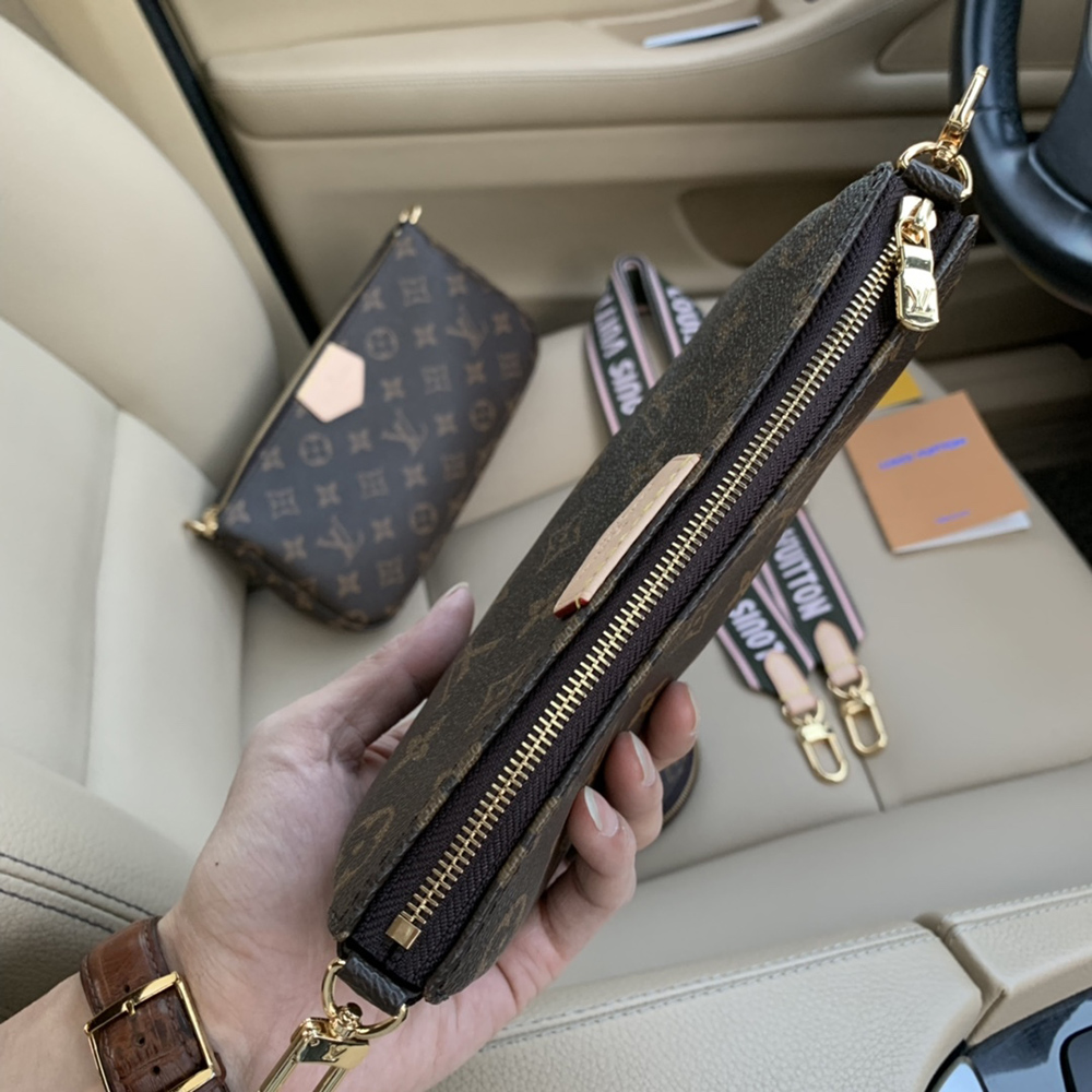 Louis Vuitton Bags M44813 24*16*6cm