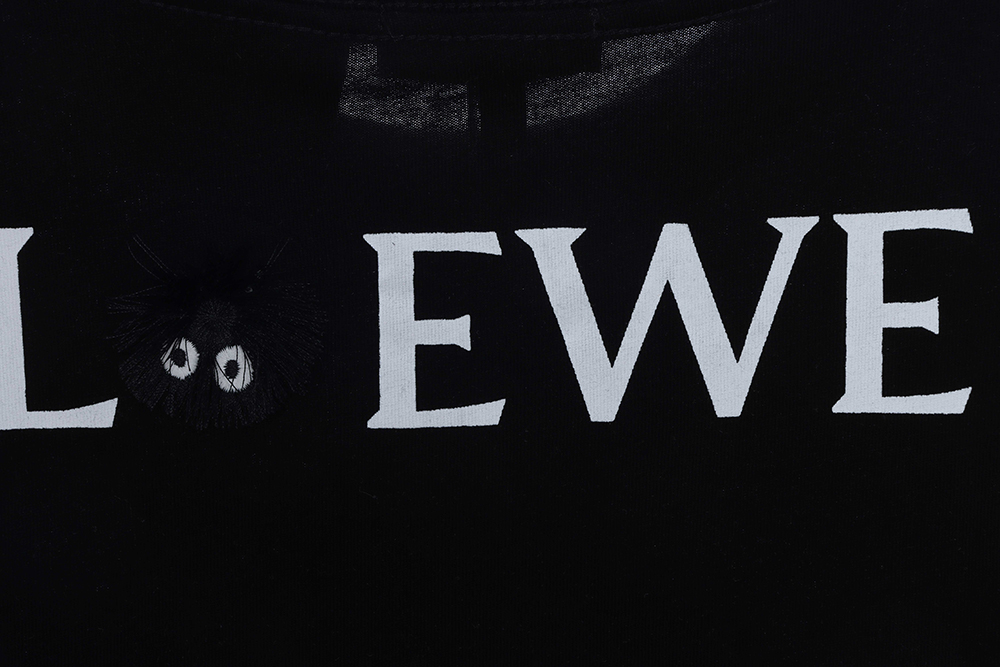 LOEWE co-branded faceless men's short sleeves