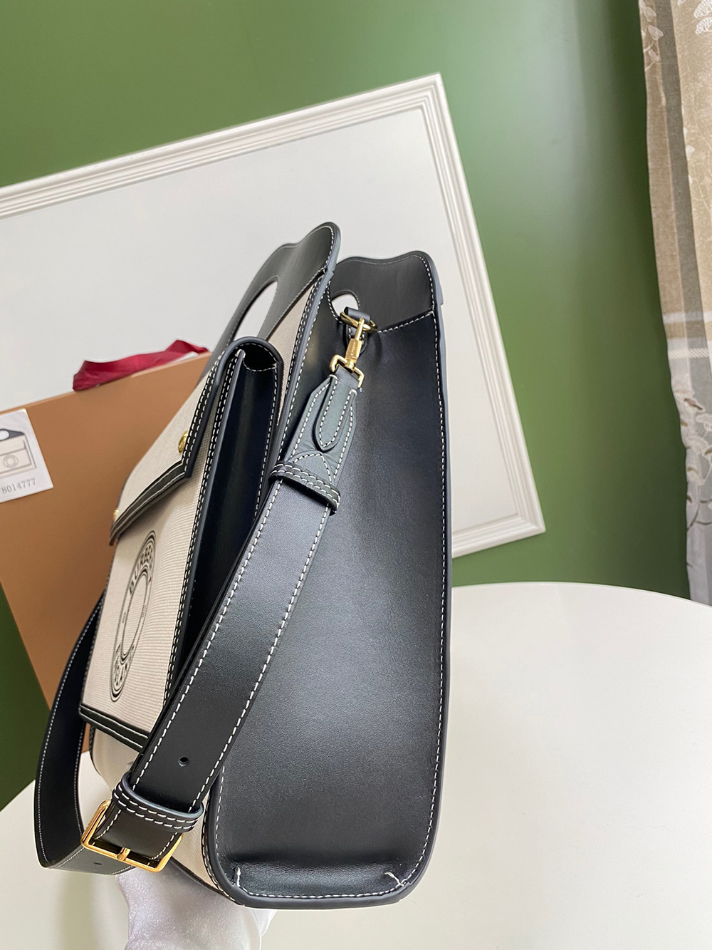 Burberry Bags 5407