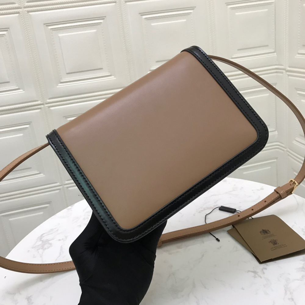 Burberry Bags 750678 21*16*6cm