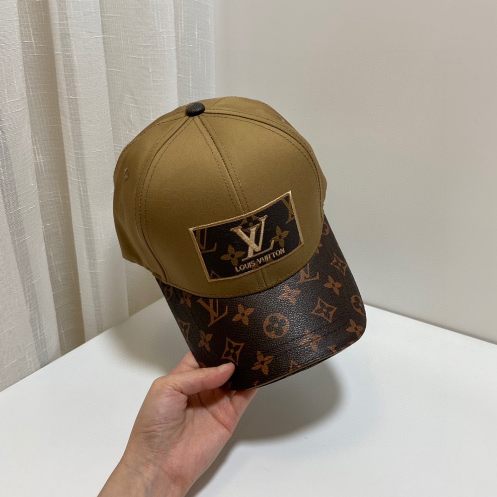 Louis Vuitton Hats 555571