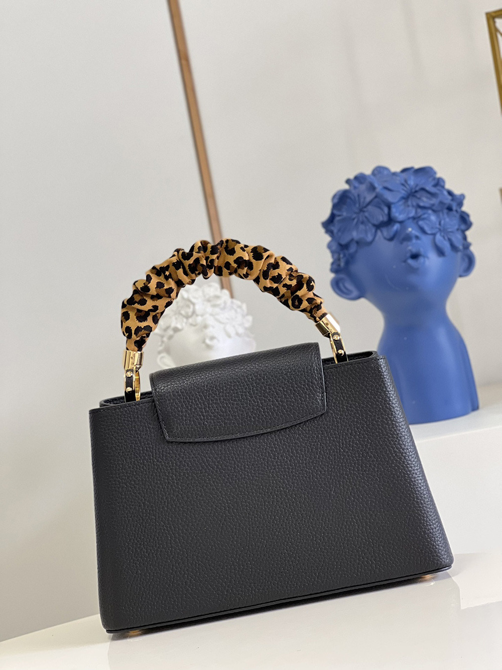 Louis Vuitton Bags M58732 31.5*20*11cm