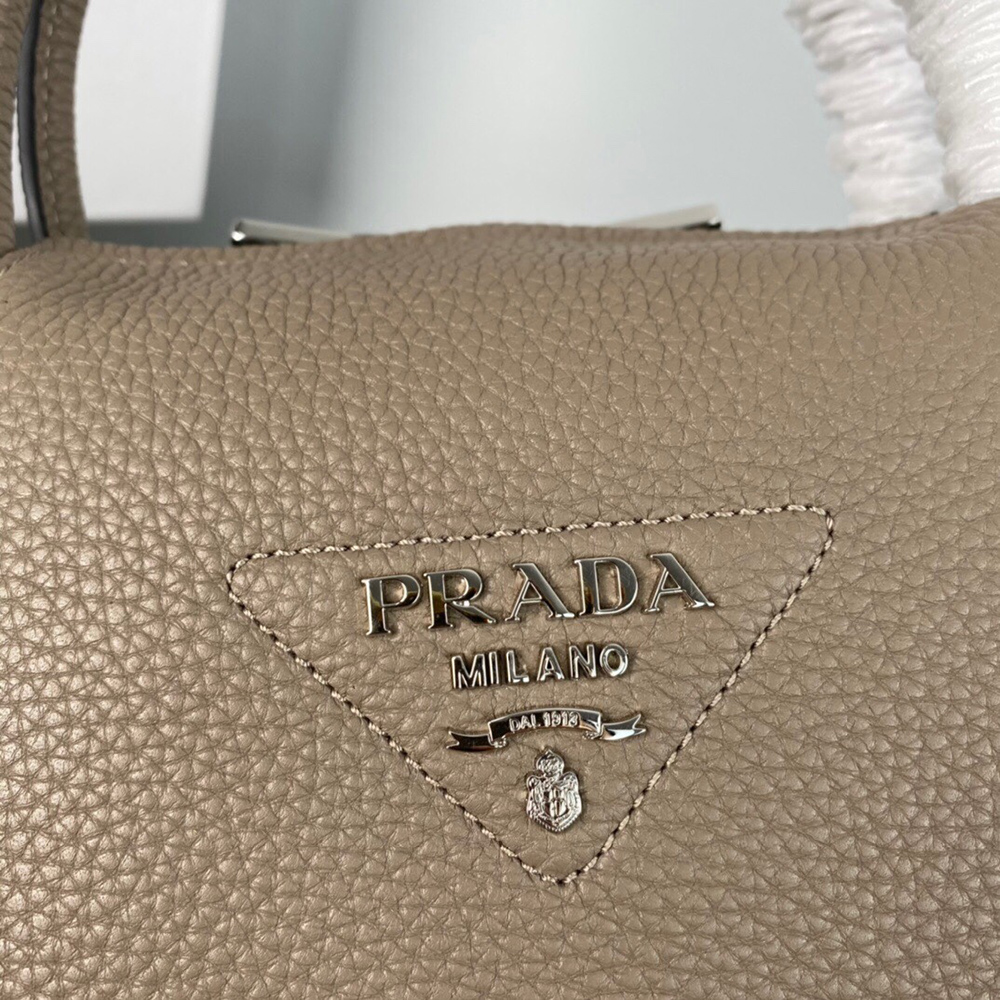 Prada Bags 1BC145 23*21*10cm