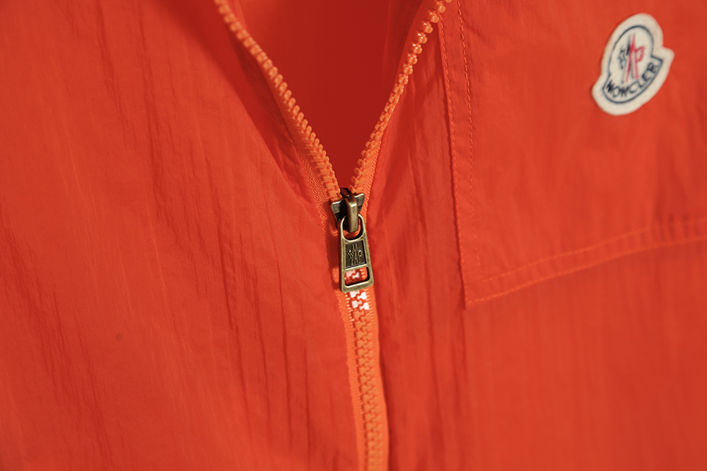 Moncler 23SS Pocket Light Rash Hooded Jacket