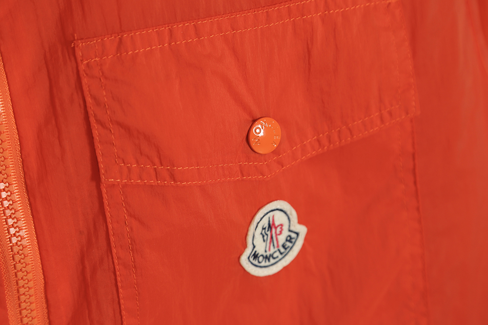 Moncler 23SS Pocket Light Rash Hooded Jacket