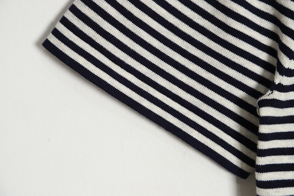 PRADA 23SS blue and white striped short-sleeved knitted polo shirt