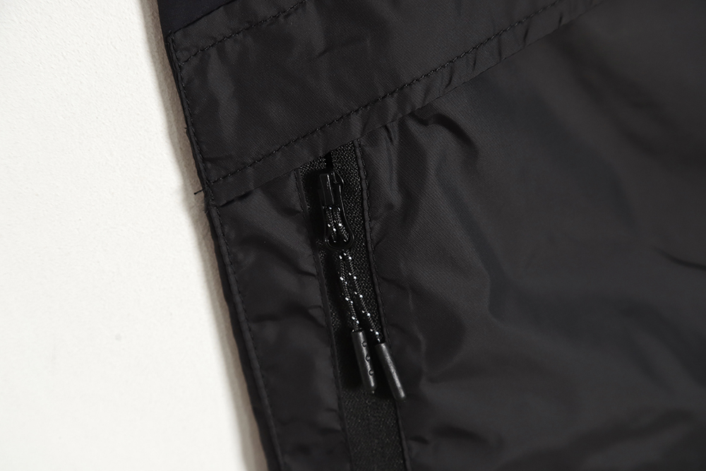 The North Face TNF Multi-Pocket Cargo Shorts TSK1