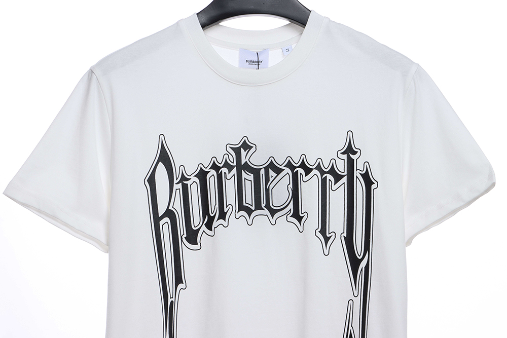 Burberry catwalk LOGO print short sleeves