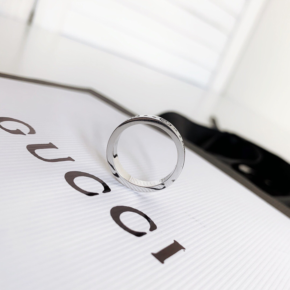 Gucci Ghost rings
