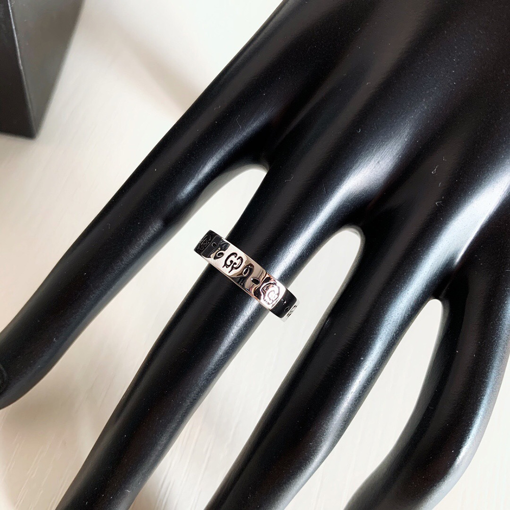 Gucci Ghost rings
