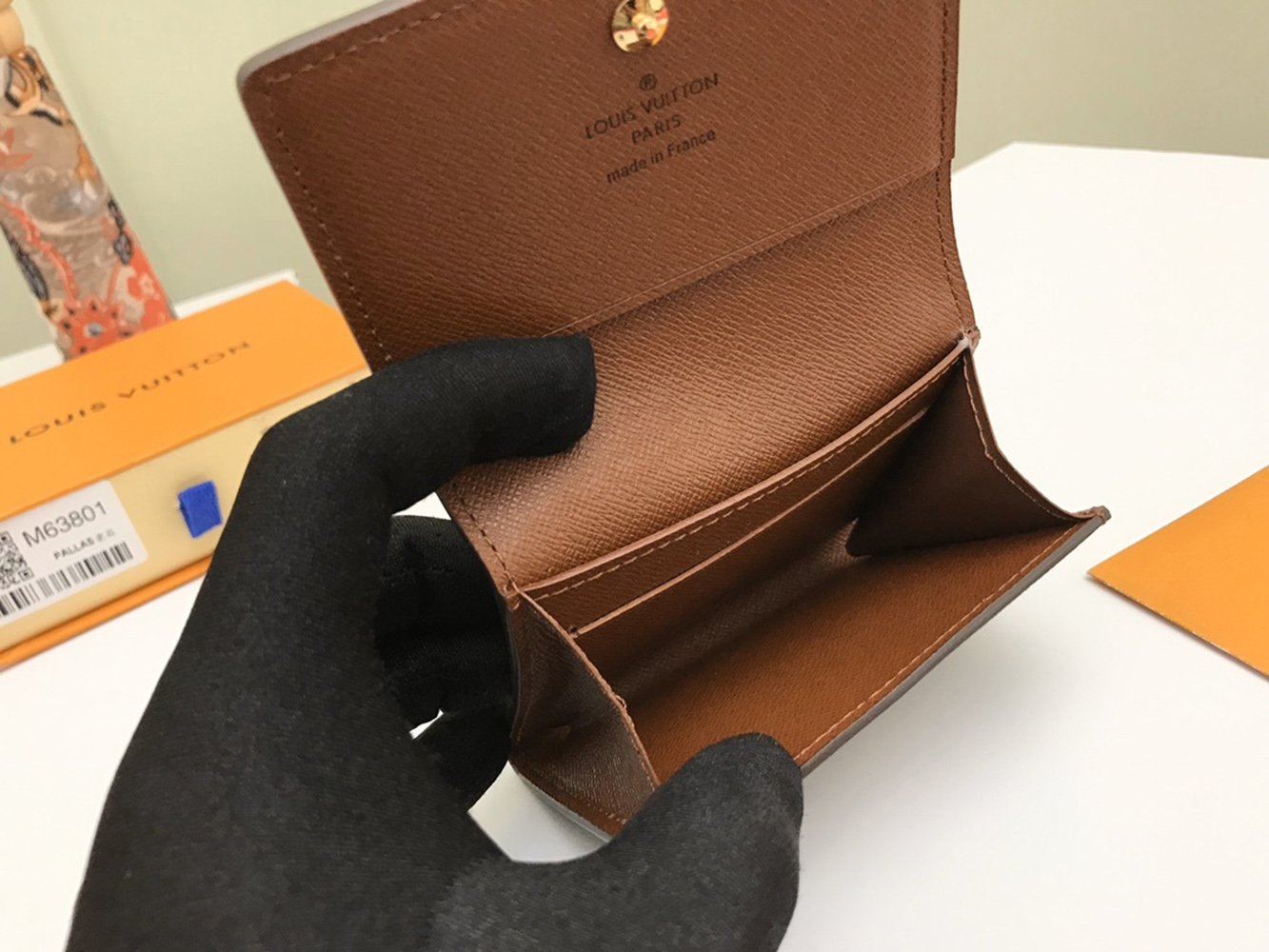Louis Vuitton Wallets M63801 10.5*8cm