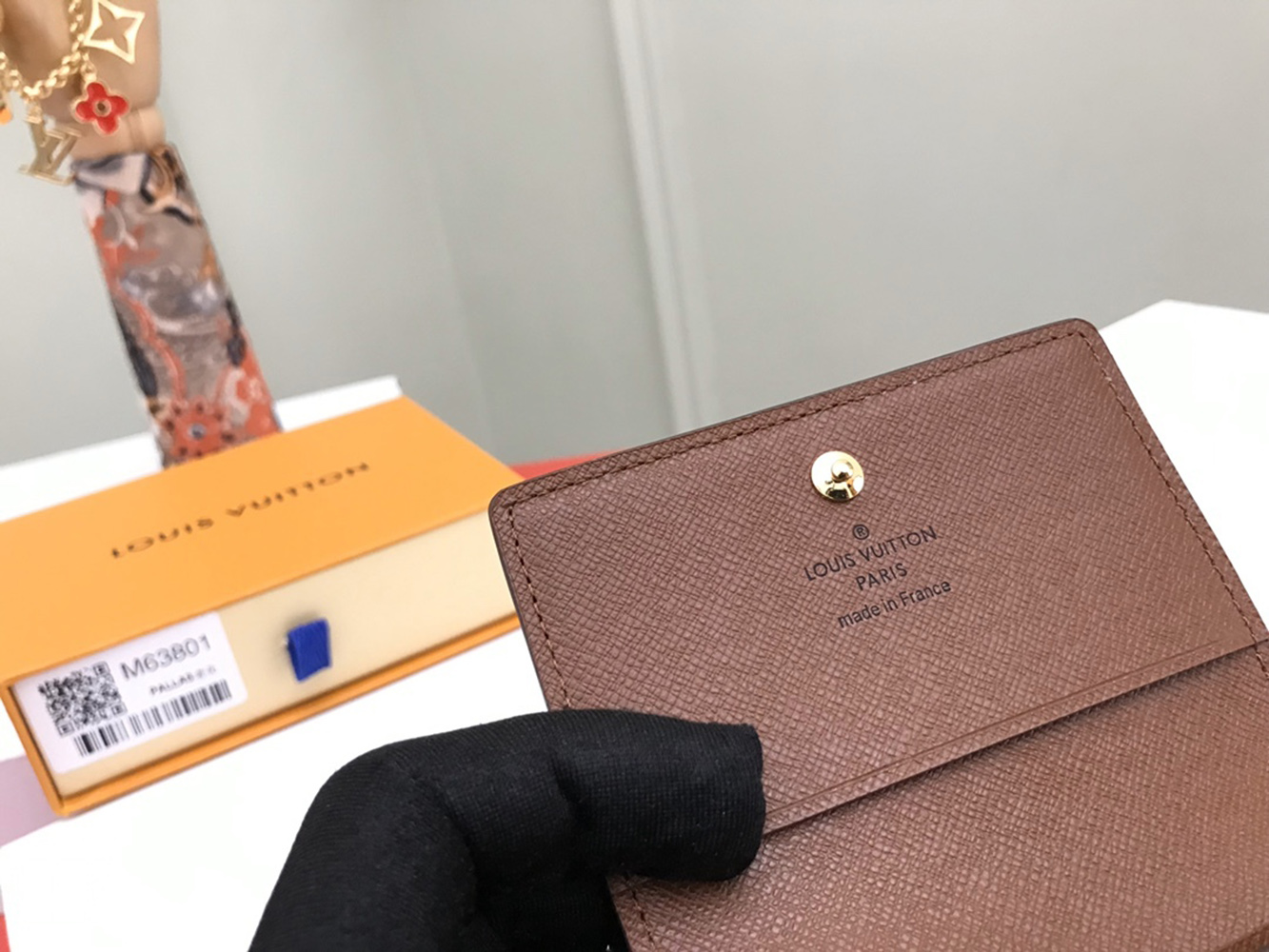 Louis Vuitton Wallets M63801 10.5*8cm