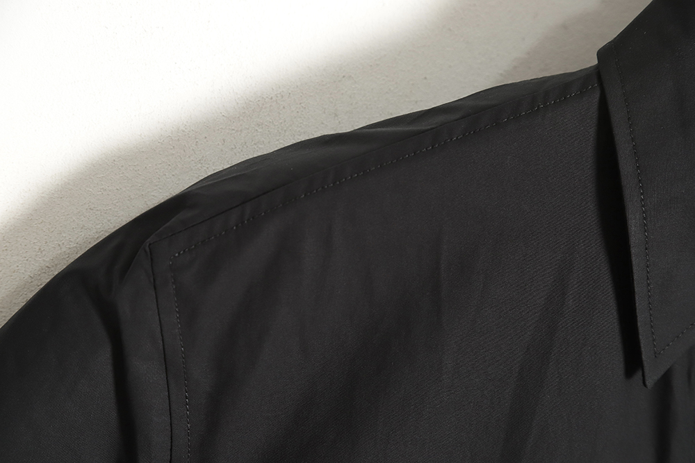 BOTTEGA VENETA BV 23SS chest V standard short-sleeved shirt TSK2