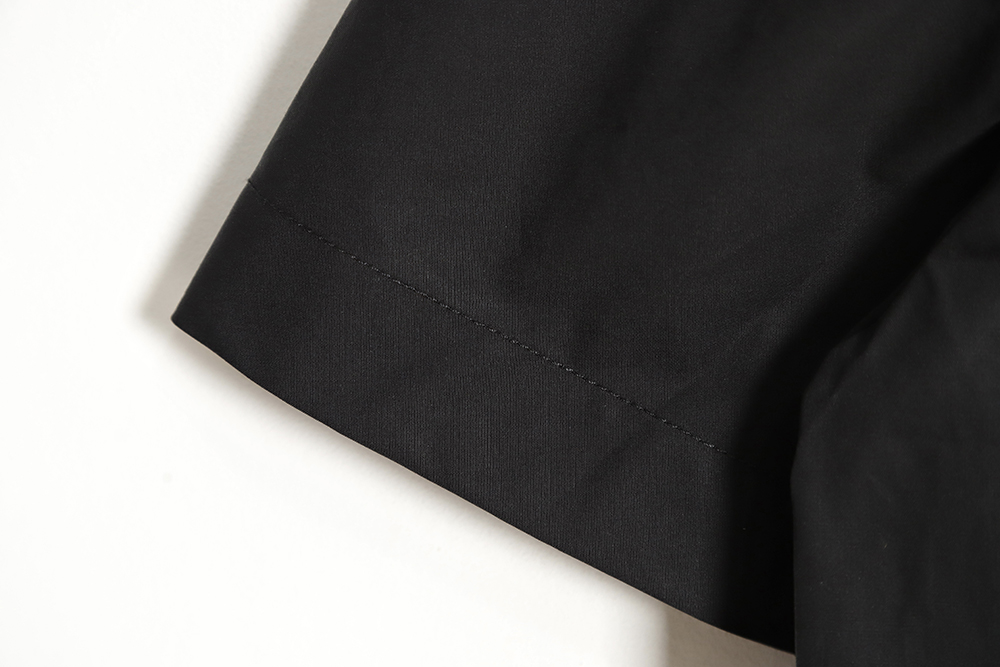 BOTTEGA VENETA BV 23SS chest V standard short-sleeved shirt TSK2