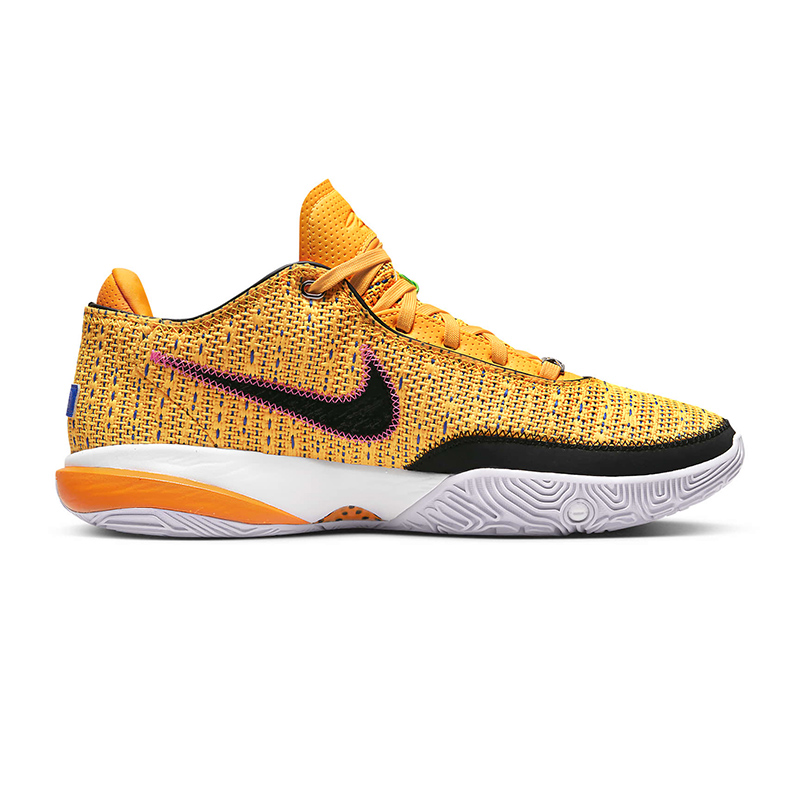 LeBron XX Basketball Shoes