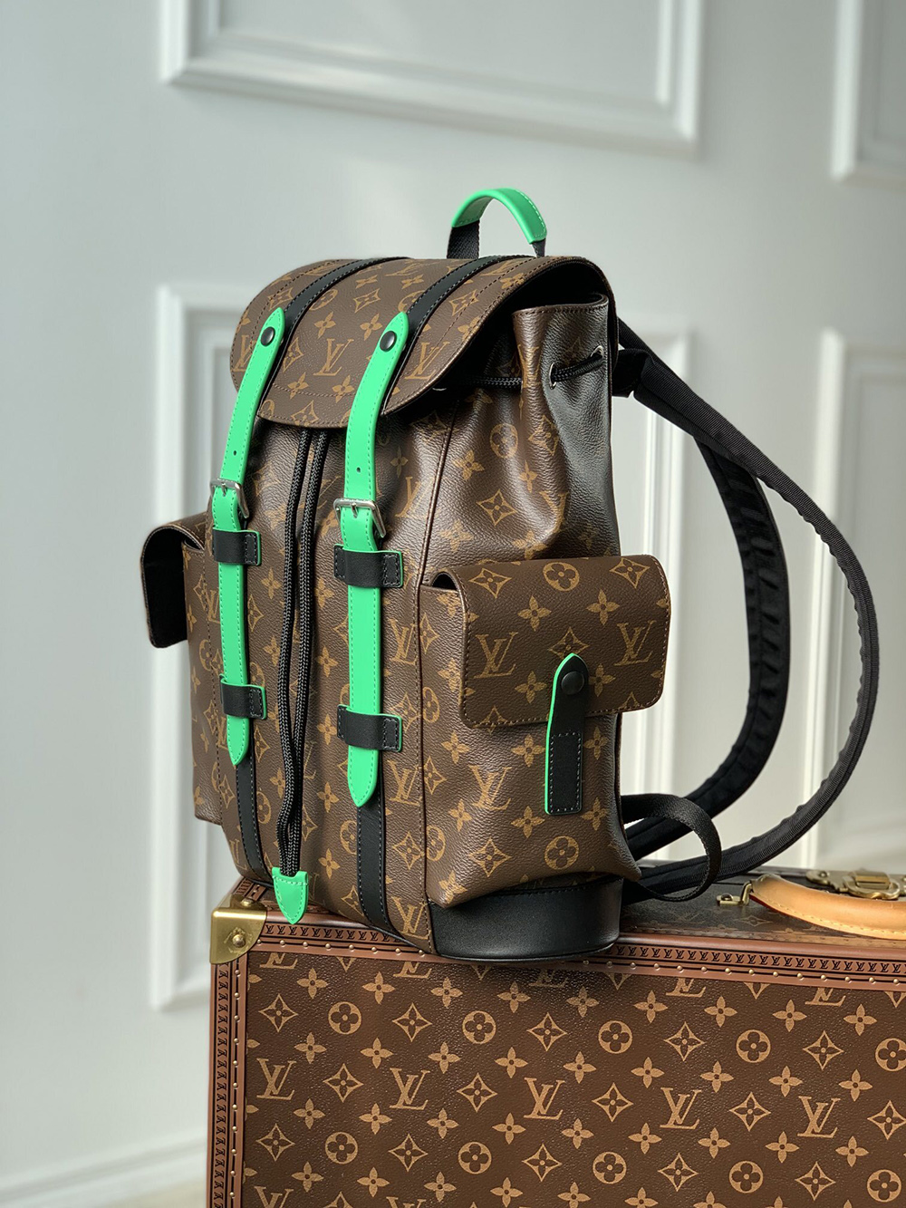 Louis Vuitton Bags M46247 32*39*12cm
