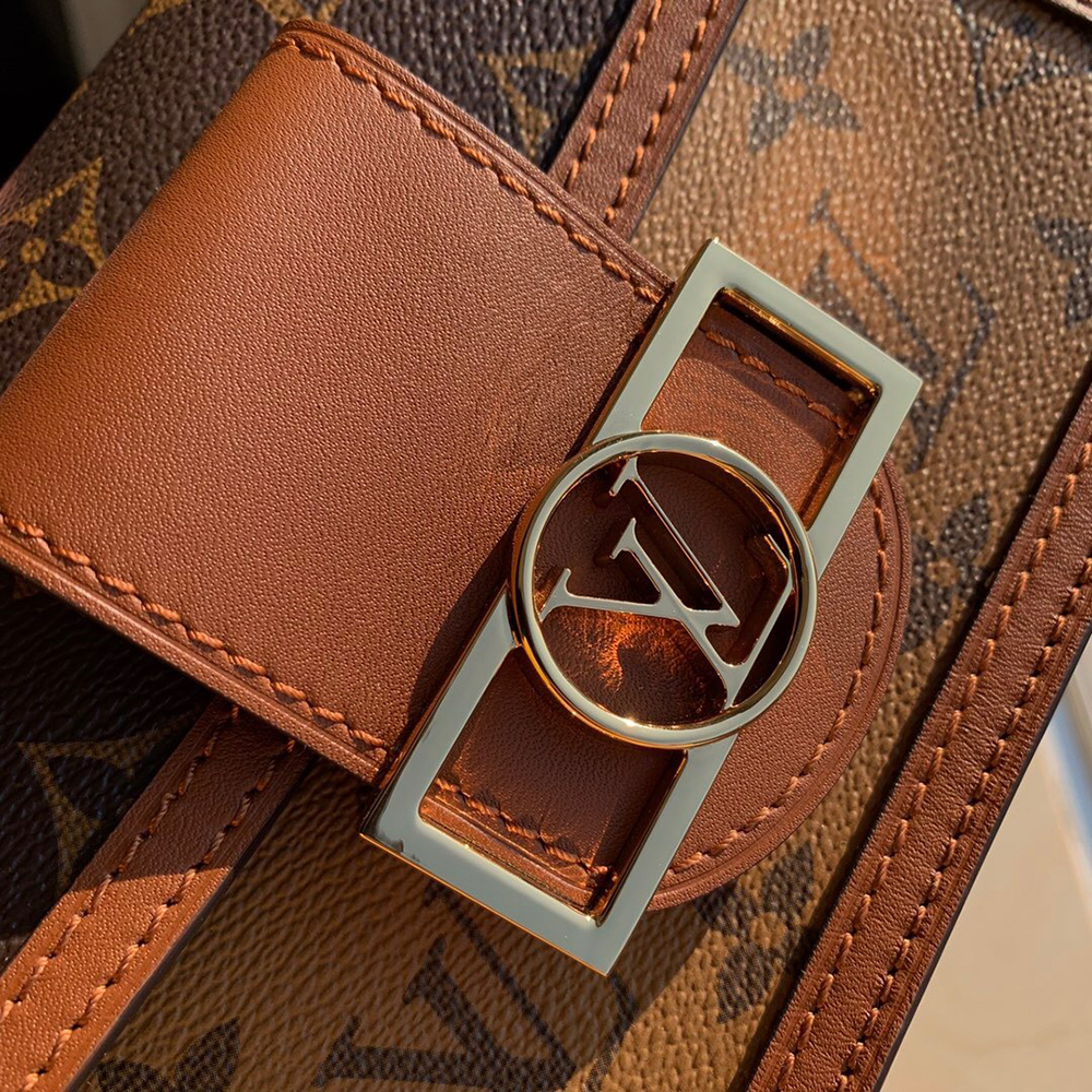 Louis Vuitton Bags M68746 19*12*5cm