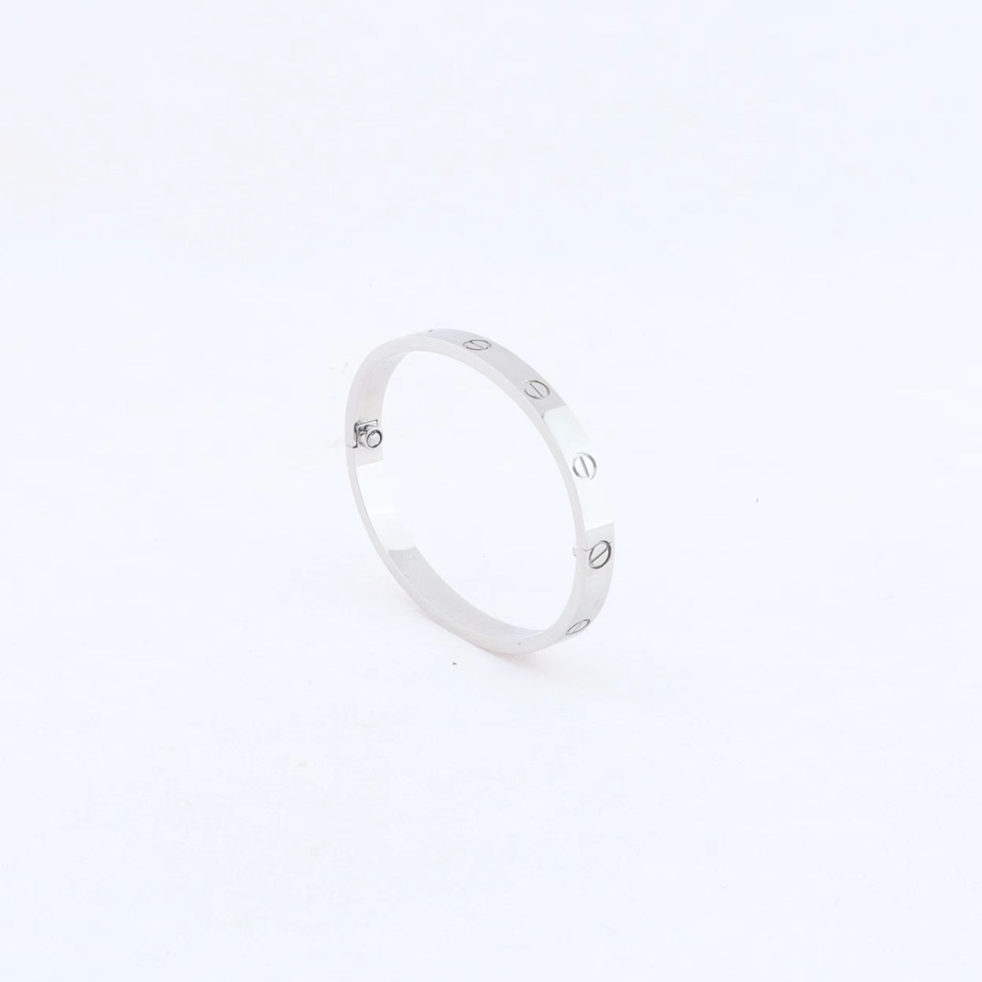Cartier Love bracelet