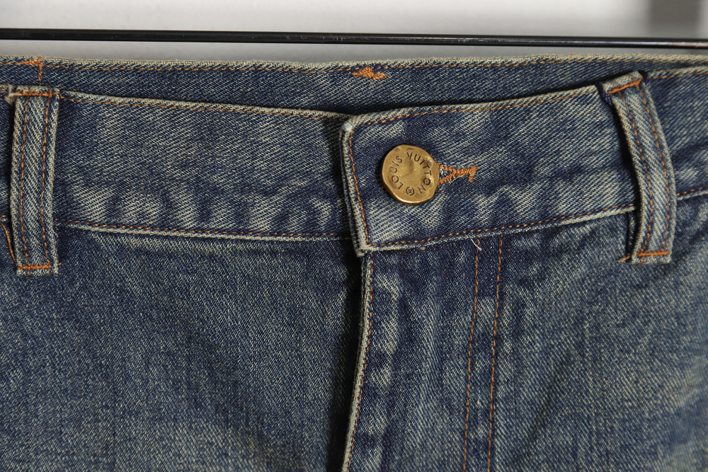 Louis Vuitton LV Louis Vuitton embossed presbyopic cargo jeans