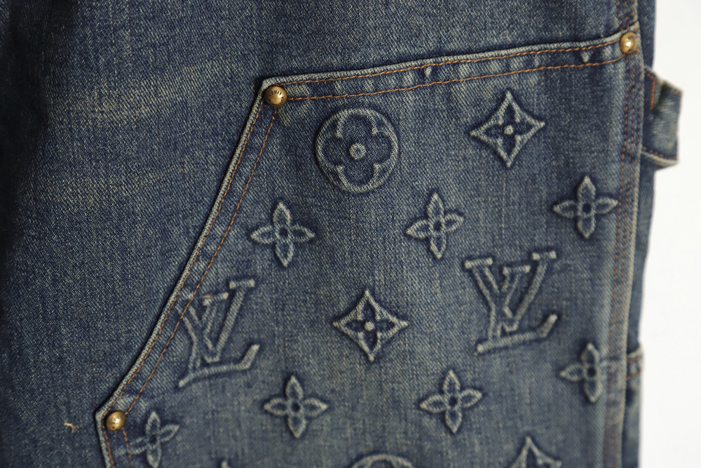 Louis Vuitton LV Louis Vuitton embossed presbyopic cargo jeans