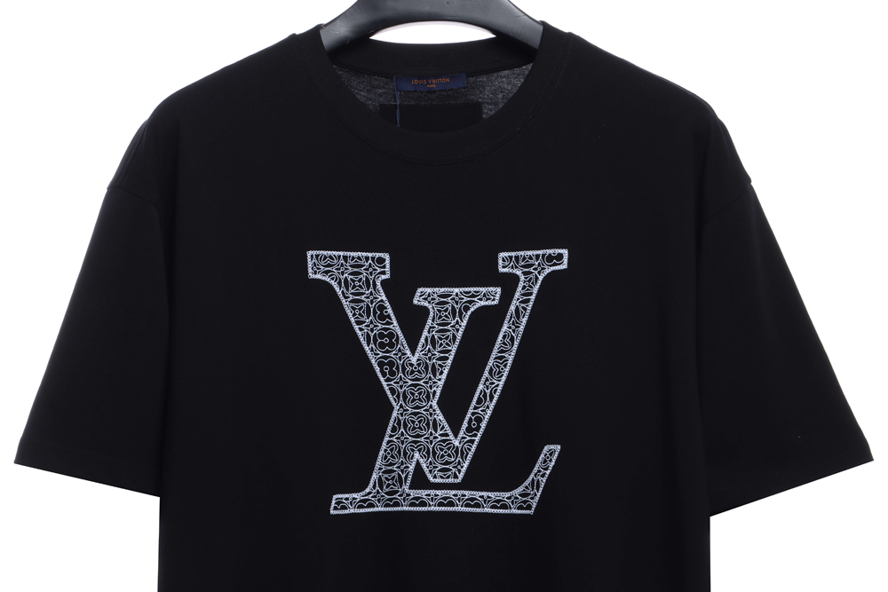 LV four-leaf clover cashew flower embroidery short sleeve TSK1