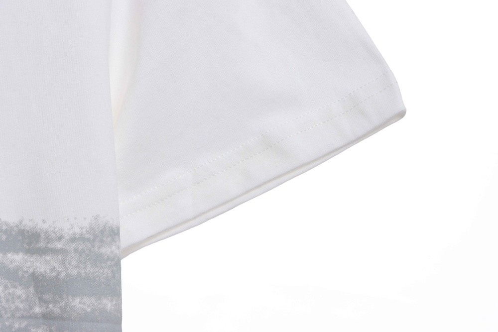Burberry sika deer print short sleeves