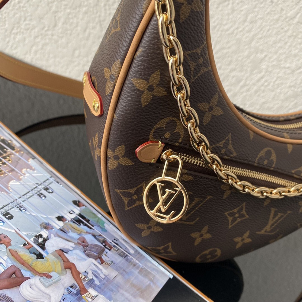 Louis Vuitton Bags 44036M 24*6*22cm
