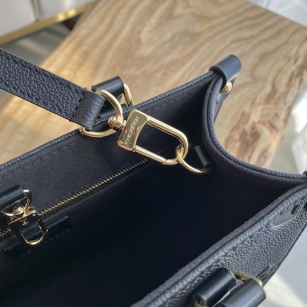 Louis Vuitton Bags 45560M 25*19*11.5cm