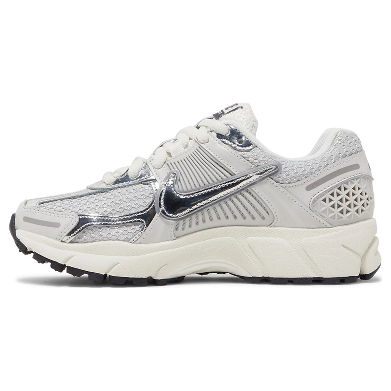 Air Zoom Vomero 5 