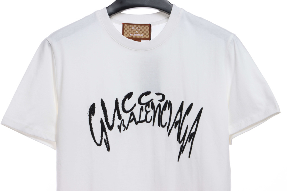 Gucci Joint Balenciaga Irregular Embroidery Short Sleeve TSK2