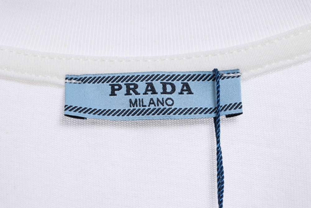 Prada triangle letter print short sleeve TSK1