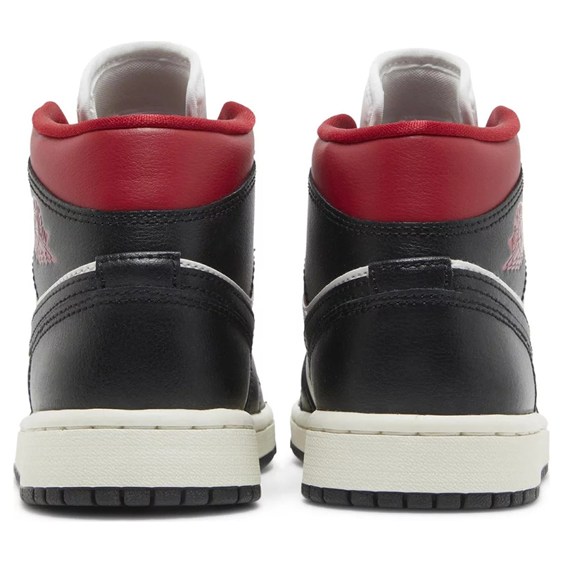 Air Jordan 1 Mid 