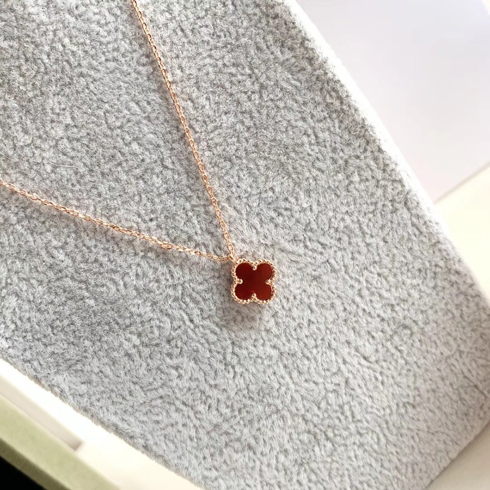 Van Cleef & Arpels Necklaces