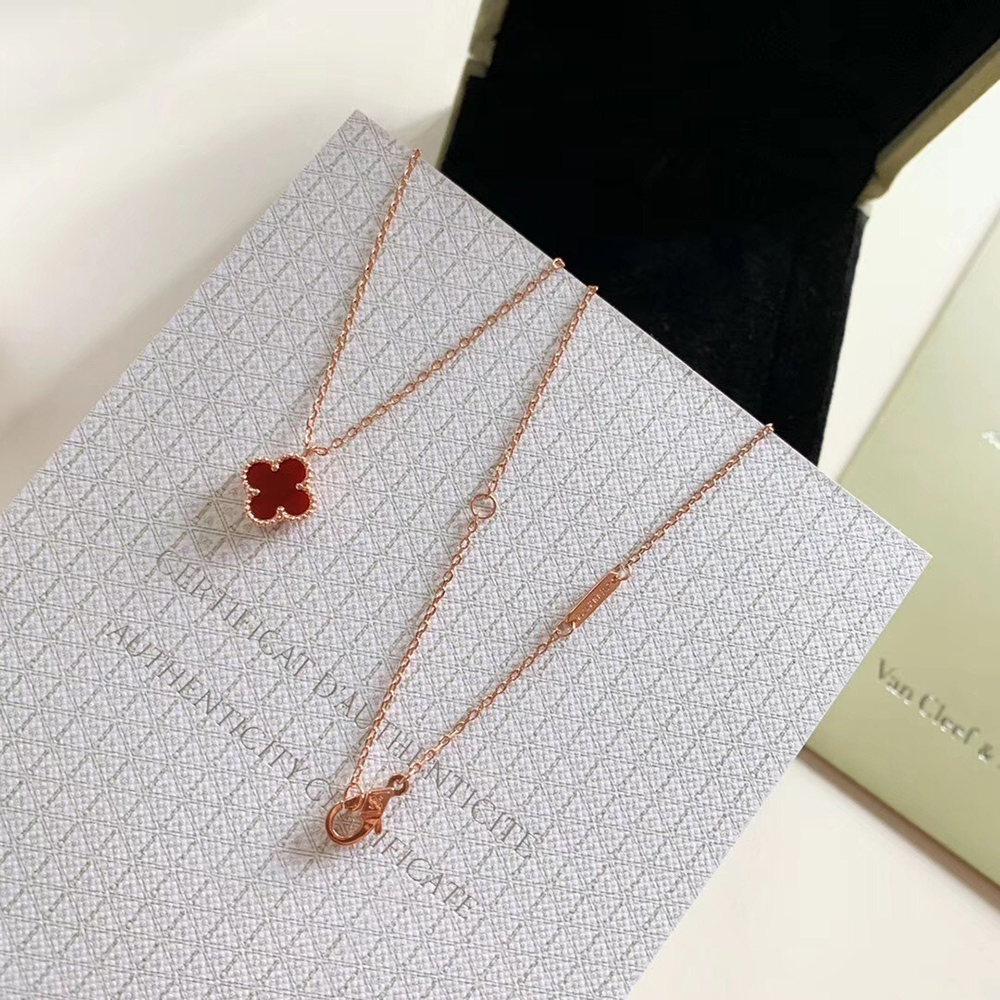 Van Cleef & Arpels Necklaces